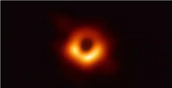 看看黑洞照片，是不是爱因斯坦又说对了？